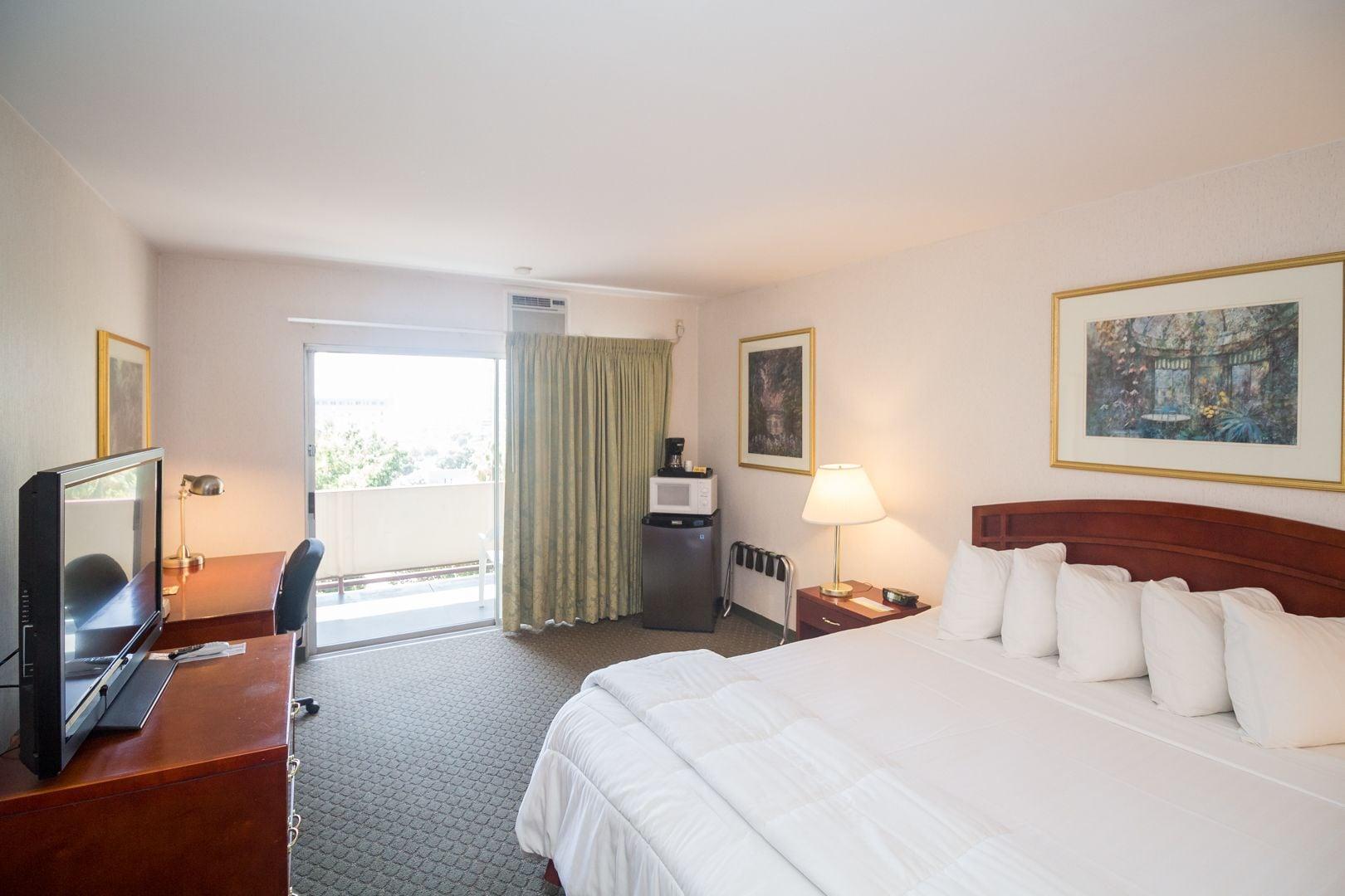 Days Inn By Wyndham San Diego/Downtown/Convention Center Buitenkant foto